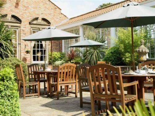 The Bridge Hotel And Spa Wetherby Bagian luar foto